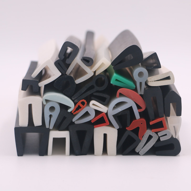 機柜密封條塌陷，IP等級下降？嶸牌高回彈發泡硅膠密封條，10萬次壓縮循環后回彈率＞95%！